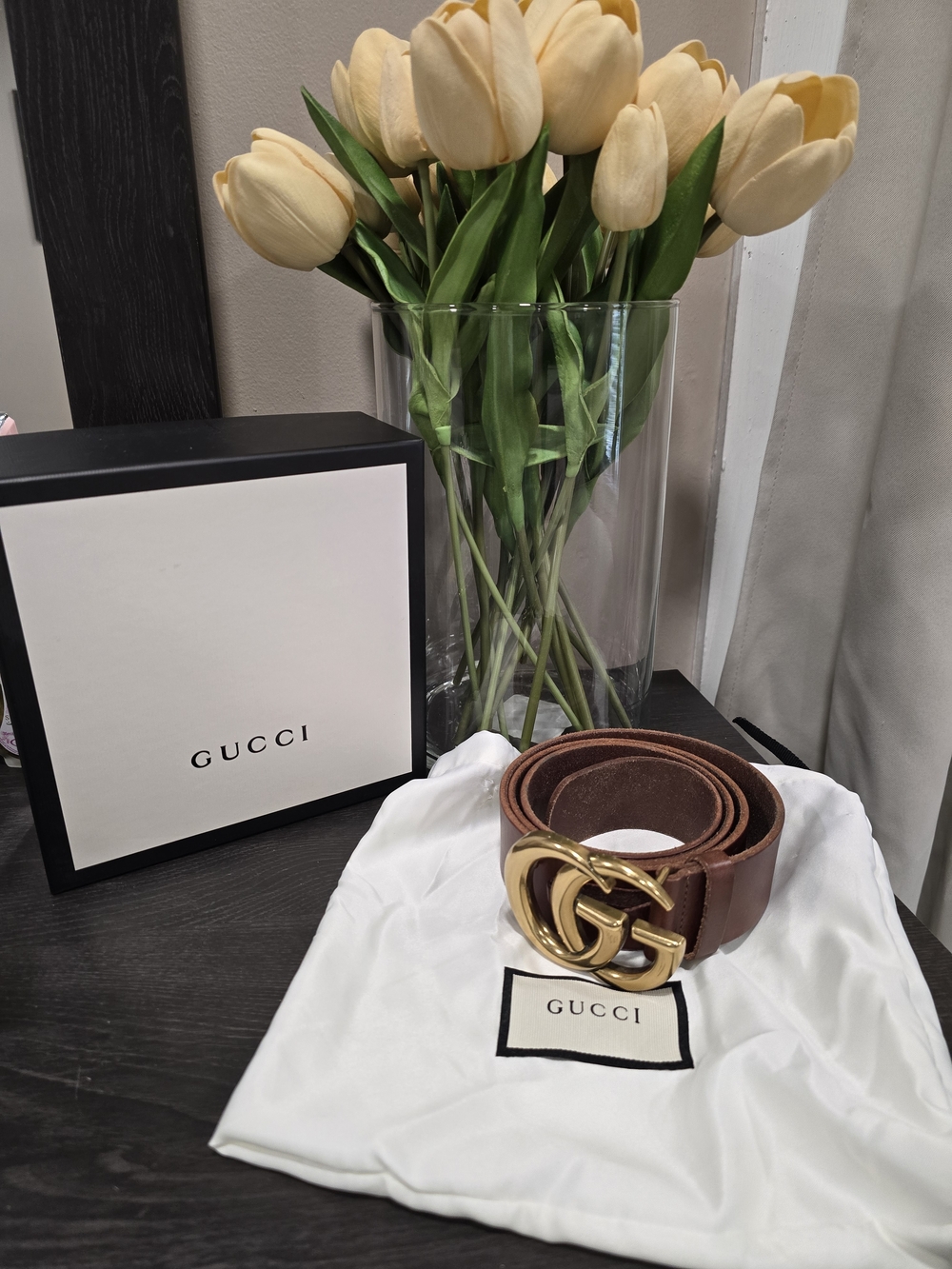 GG GUCCI Logo Brown Leather Belt with Gold Buckle - Picture 2 of 5